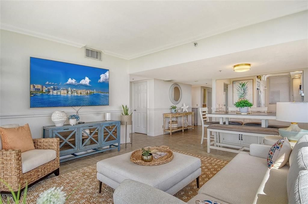 出租: $12,000 (2 贝兹, 2 浴室, 1172 平方英尺)