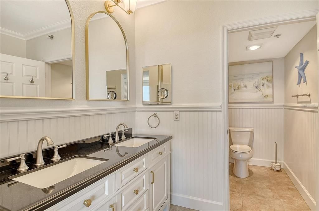 出租: $12,000 (2 贝兹, 2 浴室, 1172 平方英尺)