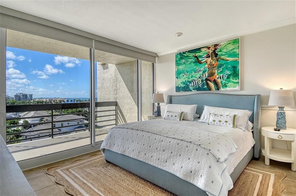 出租: $12,000 (2 贝兹, 2 浴室, 1172 平方英尺)