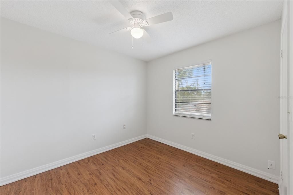 Под контрактом: $1,650 (2 спален, 2 ванн, 1225 Квадратных фут)