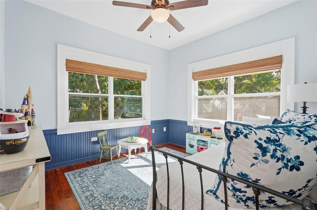 For Sale: $425,000 (4 beds, 2 baths, 1451 Square Feet)