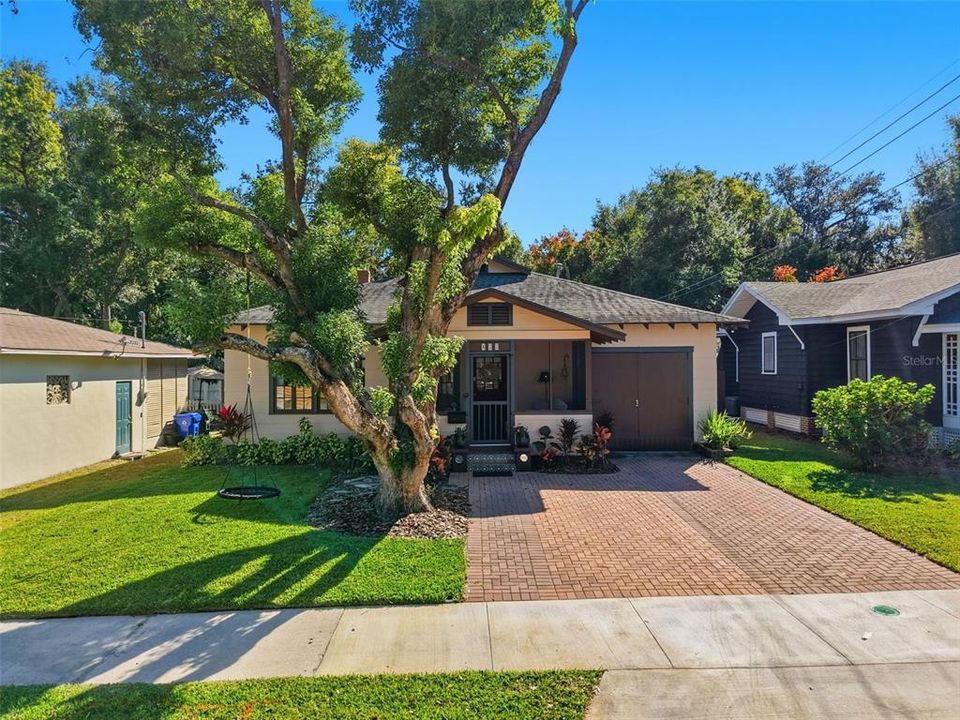 For Sale: $425,000 (4 beds, 2 baths, 1451 Square Feet)