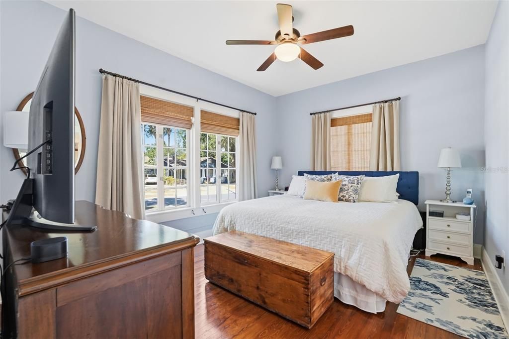 For Sale: $425,000 (4 beds, 2 baths, 1451 Square Feet)