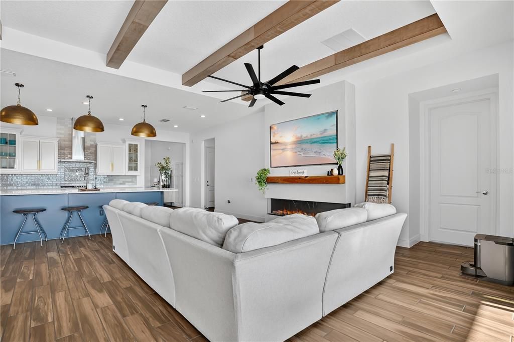 For Sale: $1,378,800 (4 beds, 3 baths, 2790 Square Feet)