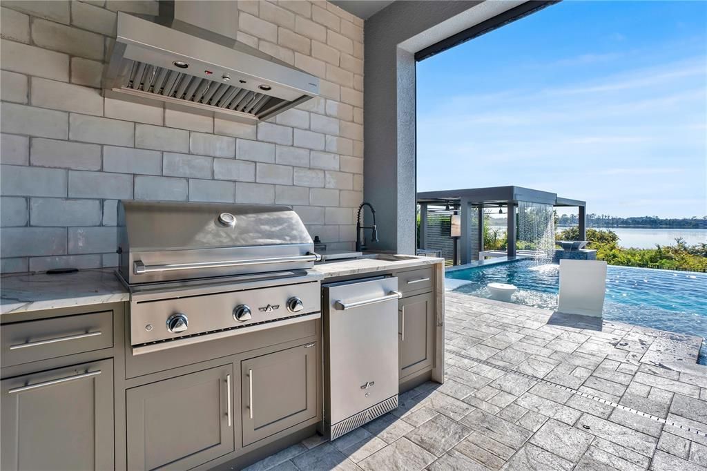 For Sale: $1,378,800 (4 beds, 3 baths, 2790 Square Feet)