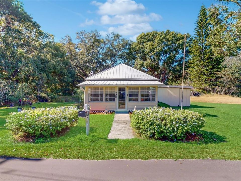 En Venta: $499,900 (4 camas, 3 baños, 2502 Pies cuadrados)