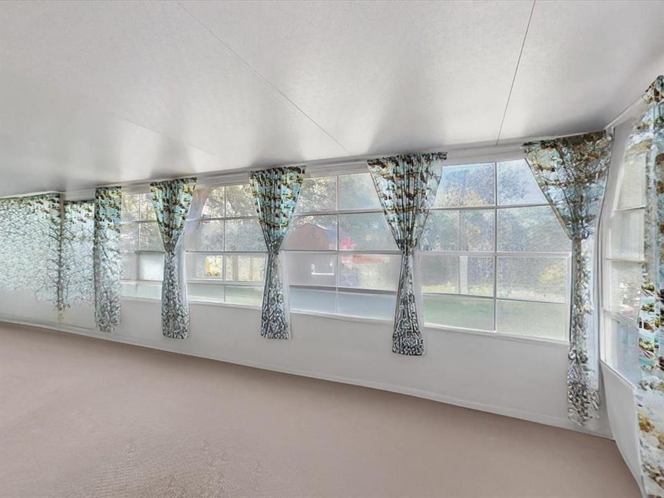 En Venta: $499,900 (4 camas, 3 baños, 2502 Pies cuadrados)