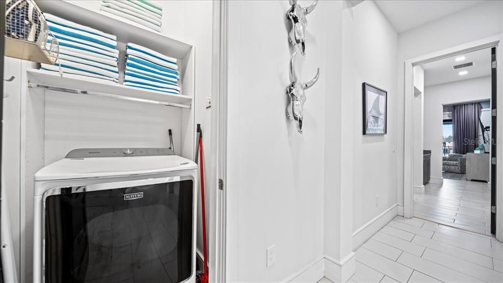 待售: $3,200,000 (10 贝兹, 11 浴室, 7966 平方英尺)