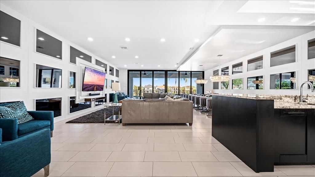 待售: $3,200,000 (10 贝兹, 11 浴室, 7966 平方英尺)