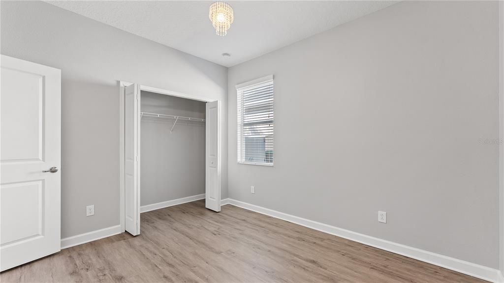 合同活跃: $528,000 (4 贝兹, 3 浴室, 2206 平方英尺)