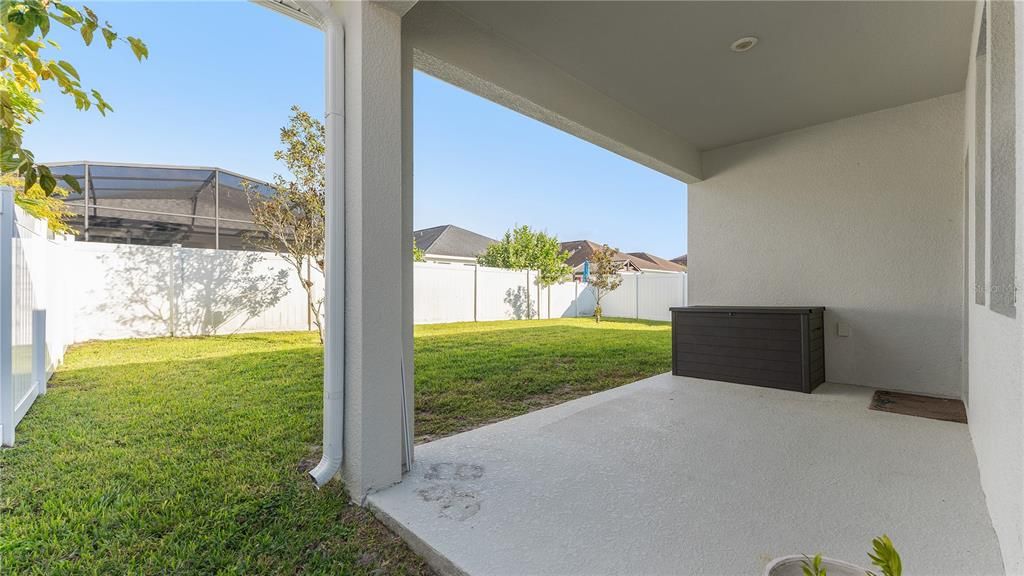 合同活跃: $528,000 (4 贝兹, 3 浴室, 2206 平方英尺)