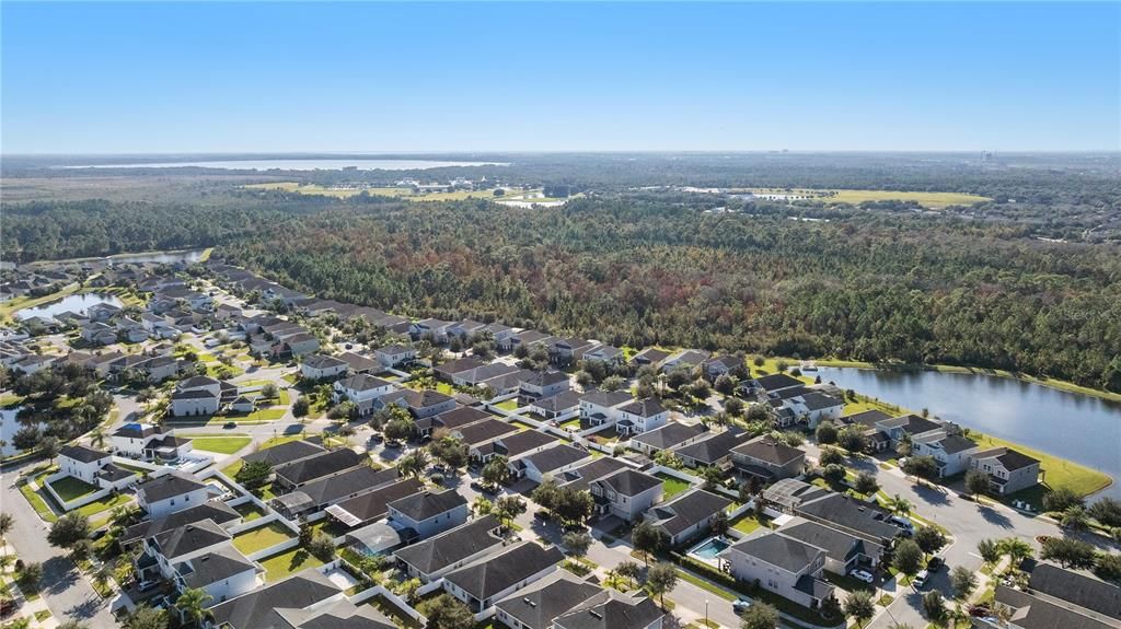 合同活跃: $528,000 (4 贝兹, 3 浴室, 2206 平方英尺)