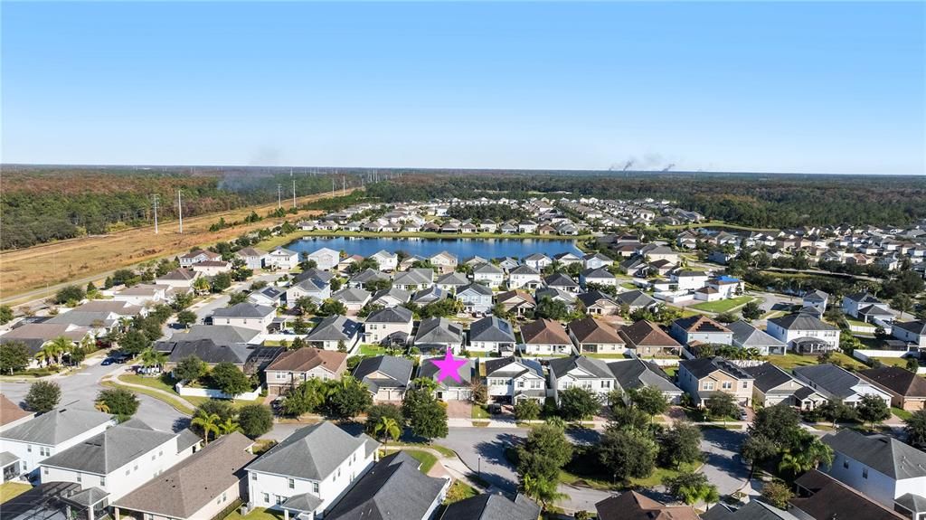 合同活跃: $528,000 (4 贝兹, 3 浴室, 2206 平方英尺)