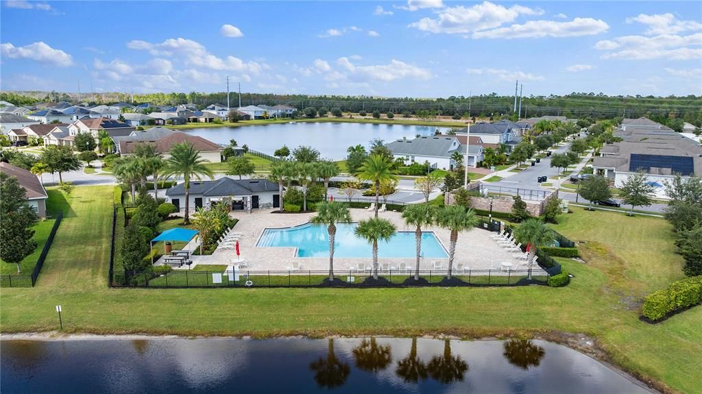 合同活跃: $528,000 (4 贝兹, 3 浴室, 2206 平方英尺)