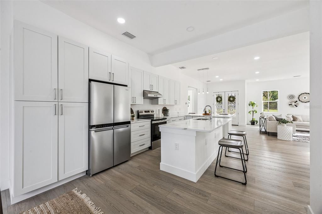 En Venta: $965,500 (5 camas, 4 baños, 2483 Pies cuadrados)