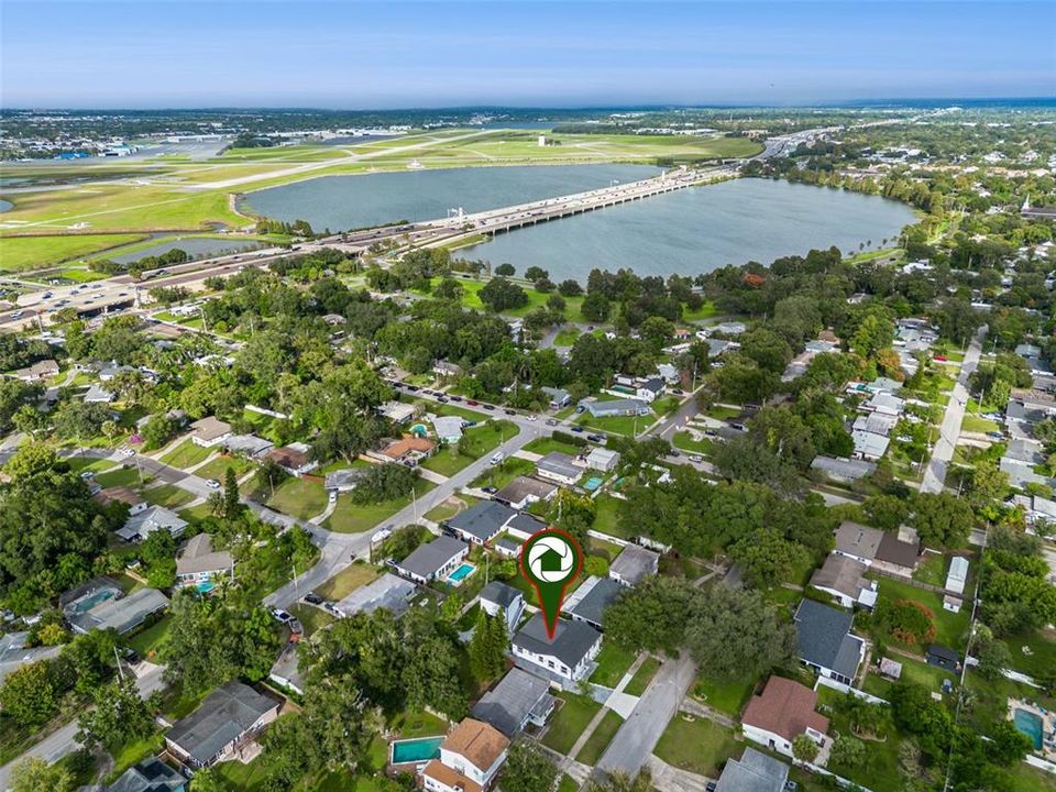 En Venta: $965,500 (5 camas, 4 baños, 2483 Pies cuadrados)