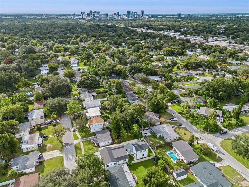 En Venta: $965,500 (5 camas, 4 baños, 2483 Pies cuadrados)