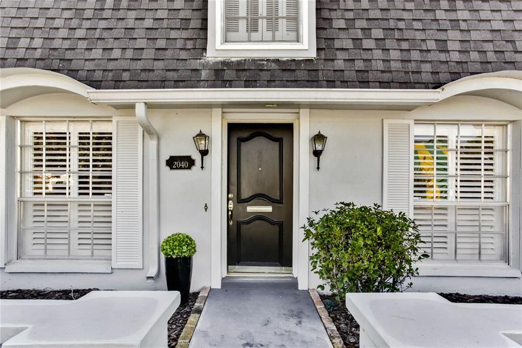 For Sale: $369,000 (2 beds, 2 baths, 1560 Square Feet)