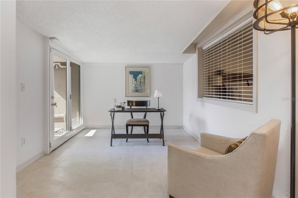 For Sale: $369,000 (2 beds, 2 baths, 1560 Square Feet)