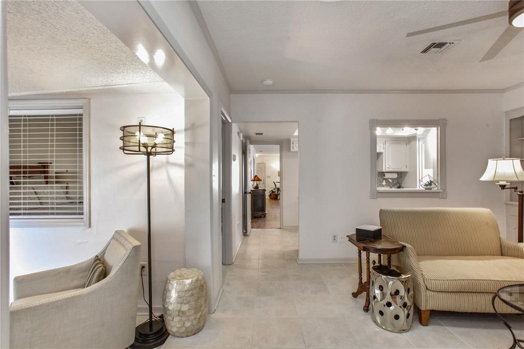 For Sale: $369,000 (2 beds, 2 baths, 1560 Square Feet)