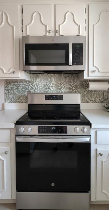 For Sale: $369,000 (2 beds, 2 baths, 1560 Square Feet)