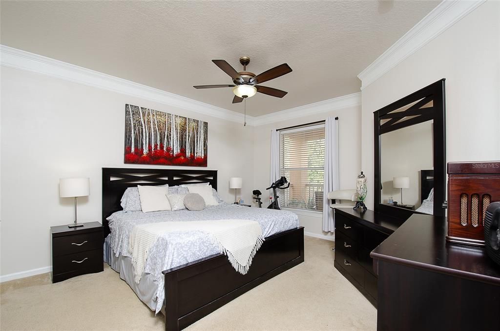 На продажу: $313,000 (2 спален, 2 ванн, 1352 Квадратных фут)