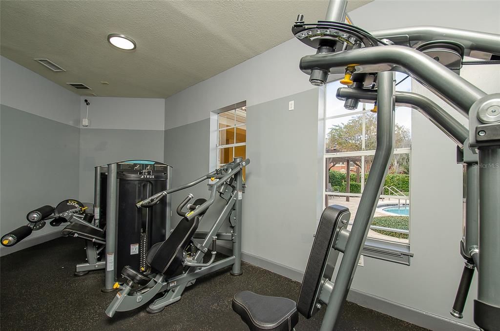 На продажу: $313,000 (2 спален, 2 ванн, 1352 Квадратных фут)