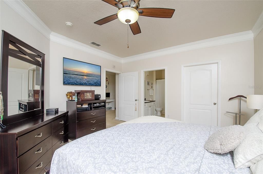 На продажу: $313,000 (2 спален, 2 ванн, 1352 Квадратных фут)