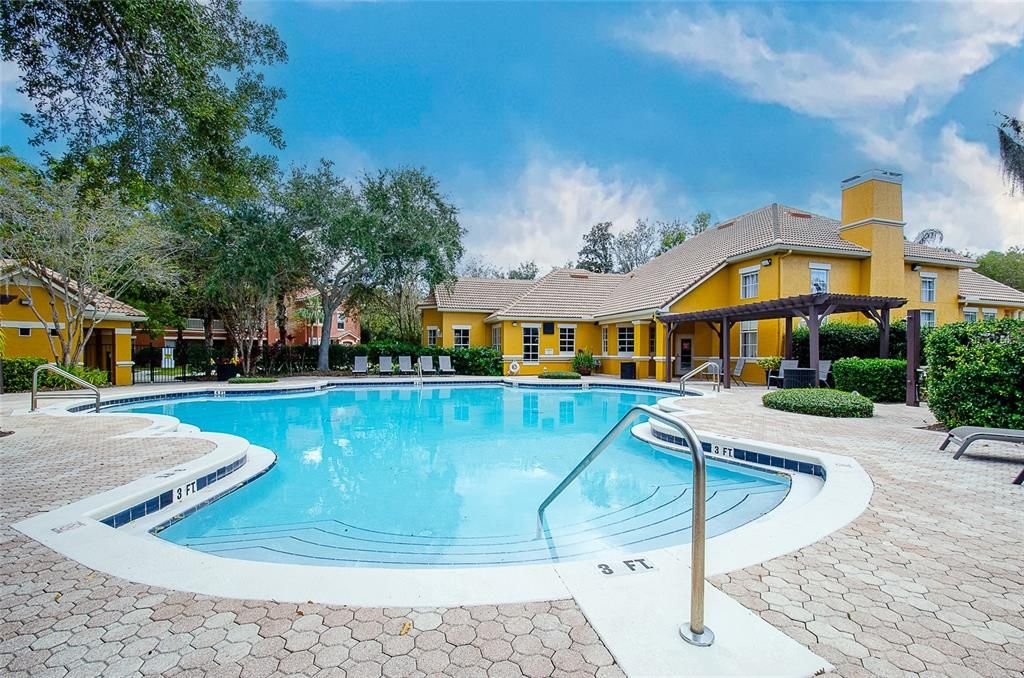 На продажу: $313,000 (2 спален, 2 ванн, 1352 Квадратных фут)