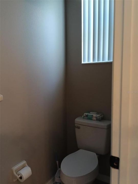 Под контрактом: $715,555 (5 спален, 3 ванн, 3712 Квадратных фут)