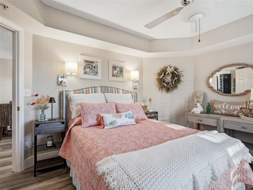 En Venta: $1,025,000 (3 camas, 2 baños, 1792 Pies cuadrados)