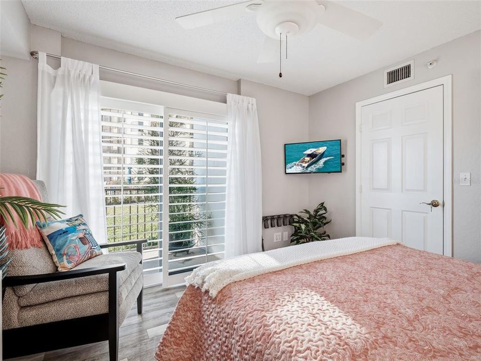 En Venta: $1,025,000 (3 camas, 2 baños, 1792 Pies cuadrados)