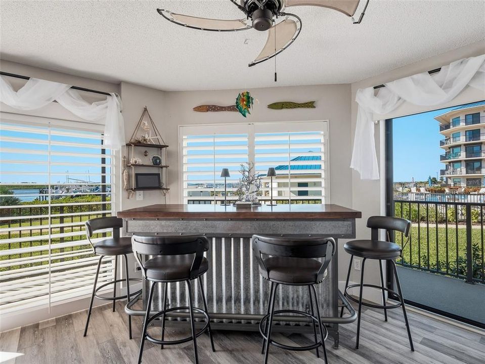 En Venta: $1,025,000 (3 camas, 2 baños, 1792 Pies cuadrados)