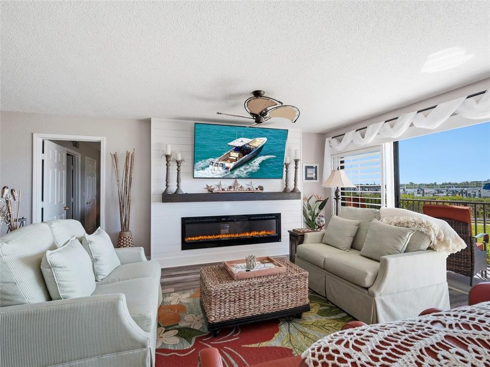 En Venta: $1,025,000 (3 camas, 2 baños, 1792 Pies cuadrados)