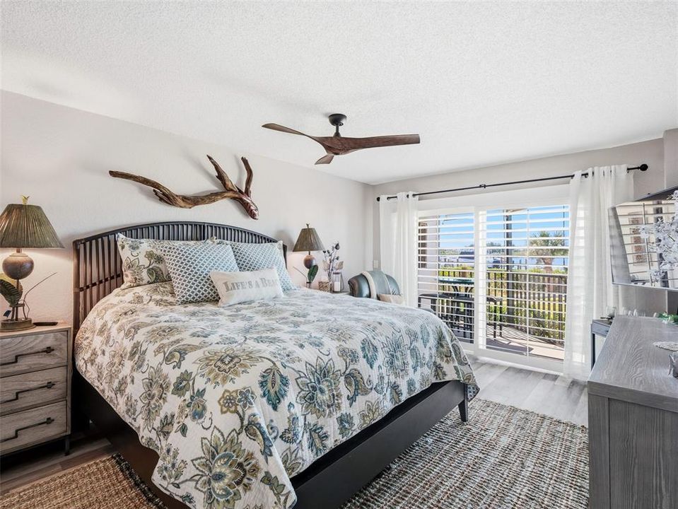 En Venta: $1,025,000 (3 camas, 2 baños, 1792 Pies cuadrados)