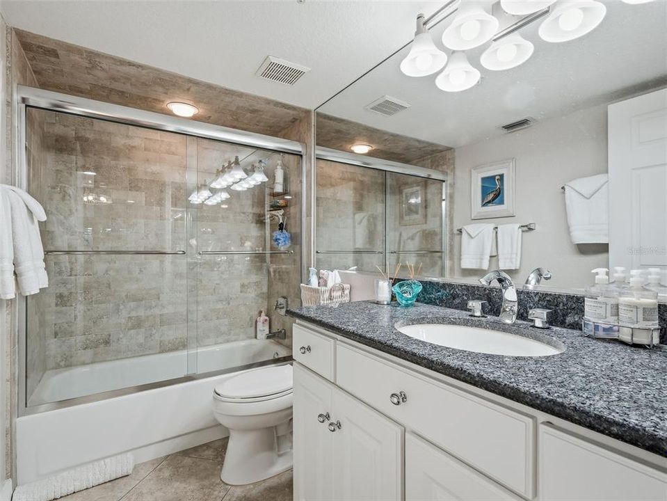 En Venta: $1,025,000 (3 camas, 2 baños, 1792 Pies cuadrados)