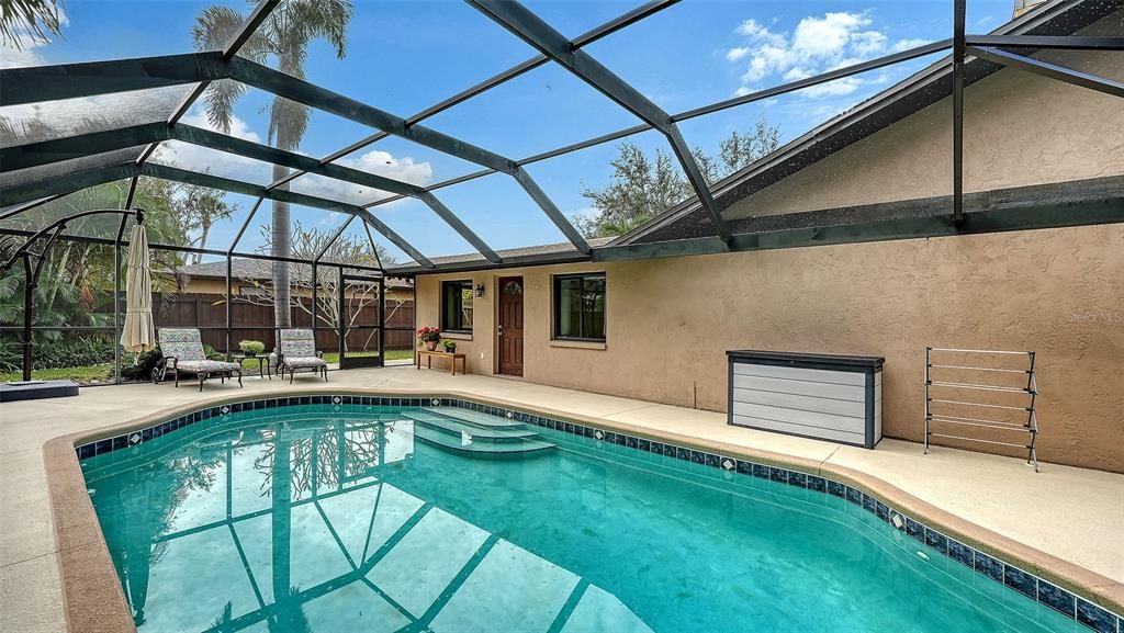 For Sale: $535,000 (3 beds, 2 baths, 1868 Square Feet)