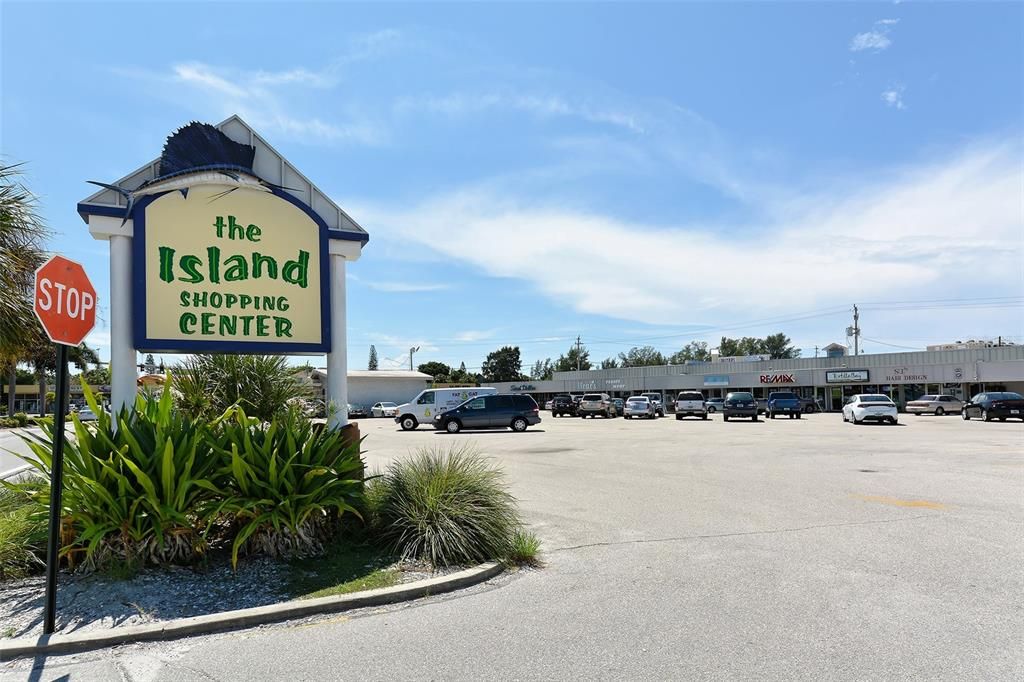 For Sale: $535,000 (3 beds, 2 baths, 1868 Square Feet)