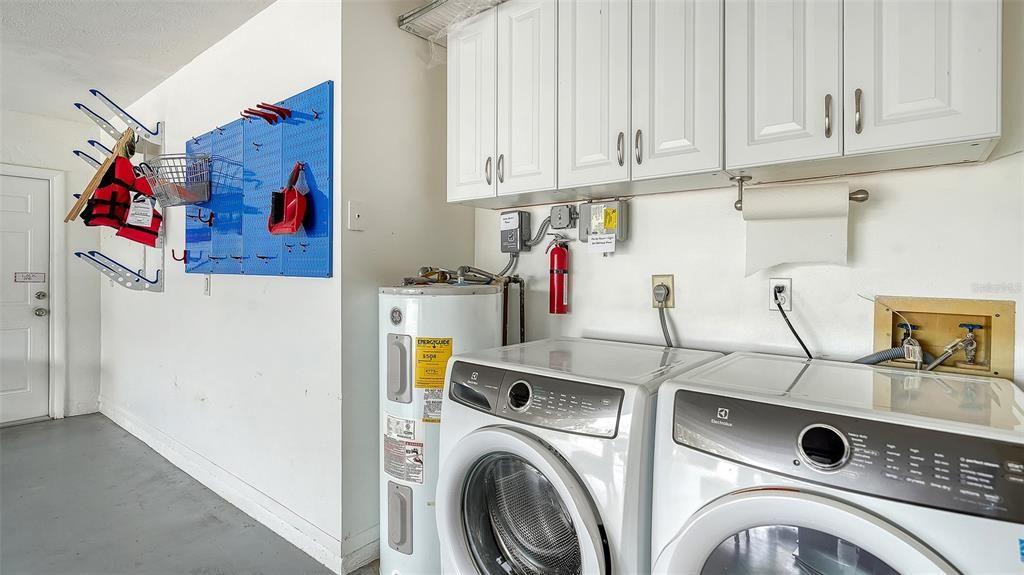 For Sale: $535,000 (3 beds, 2 baths, 1868 Square Feet)