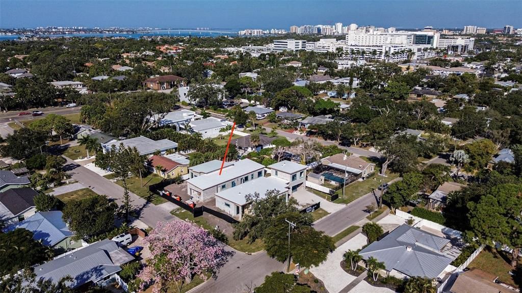 En Venta: $1,835,000 (3 camas, 3 baños, 2454 Pies cuadrados)