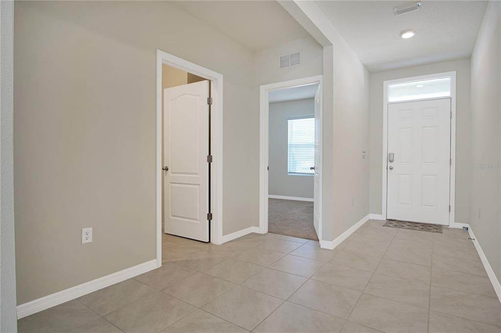 В аренду: $1,750 (3 спален, 2 ванн, 1408 Квадратных фут)