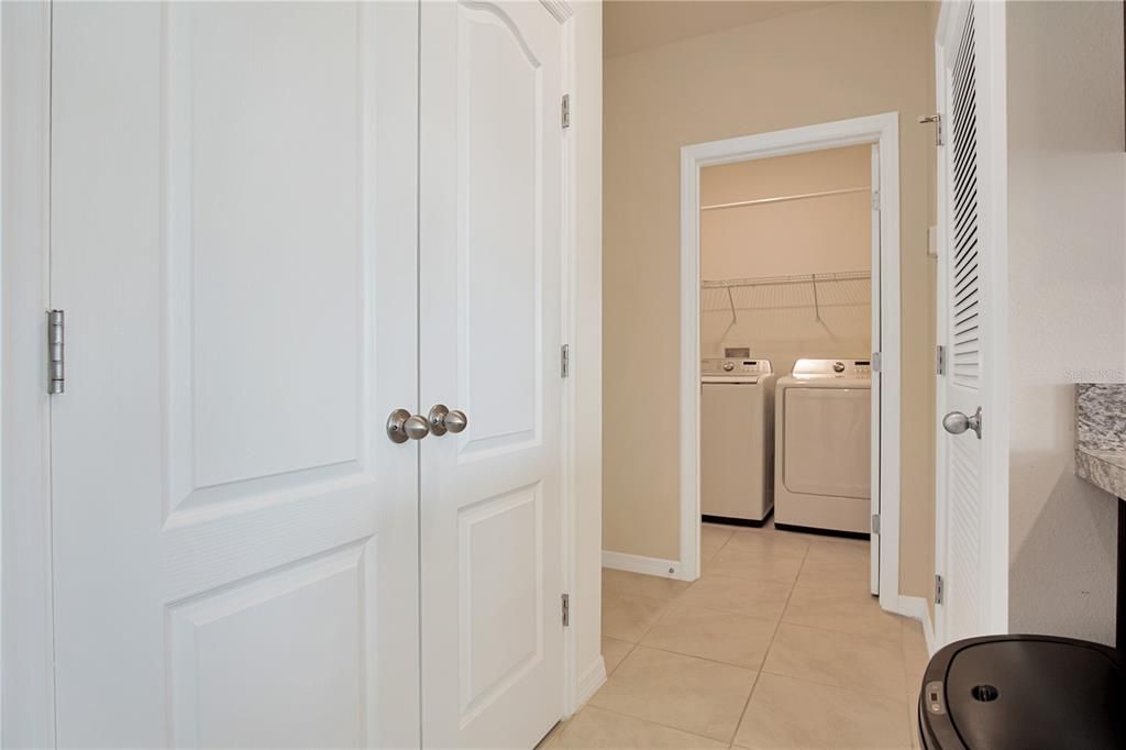 В аренду: $1,750 (3 спален, 2 ванн, 1408 Квадратных фут)