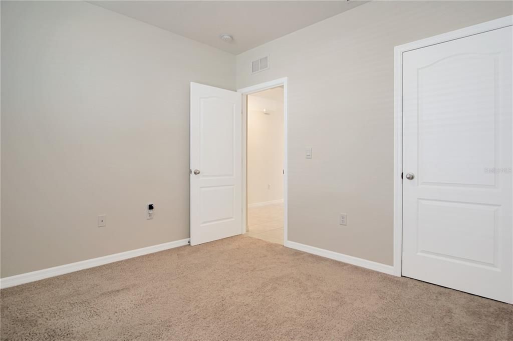 В аренду: $1,750 (3 спален, 2 ванн, 1408 Квадратных фут)