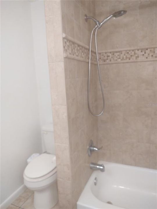 В аренду: $1,225 (1 спален, 1 ванн, 872 Квадратных фут)