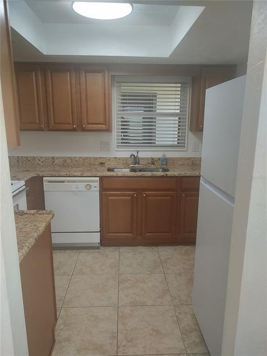 В аренду: $1,225 (1 спален, 1 ванн, 872 Квадратных фут)