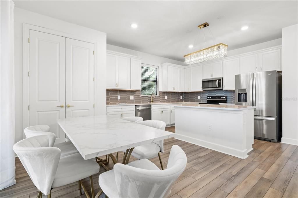 For Rent: $3,985 (4 beds, 3 baths, 2208 Square Feet)