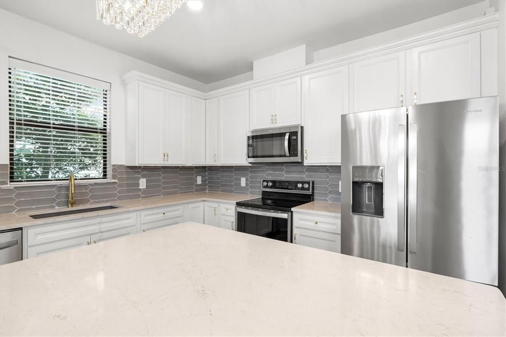 For Rent: $3,985 (4 beds, 3 baths, 2208 Square Feet)