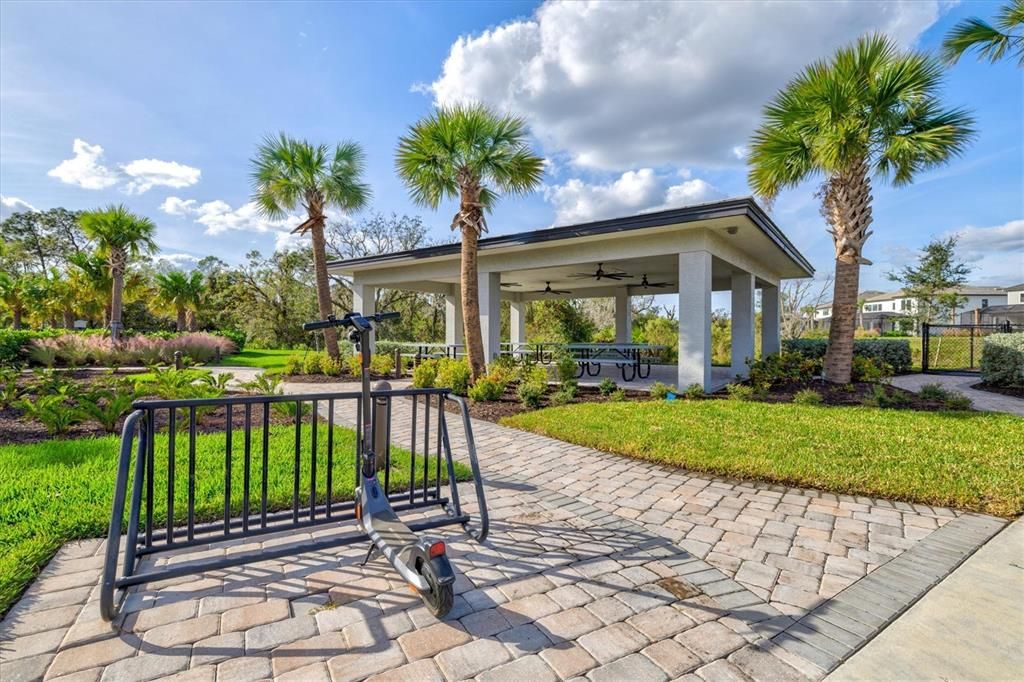 For Rent: $3,985 (4 beds, 3 baths, 2208 Square Feet)