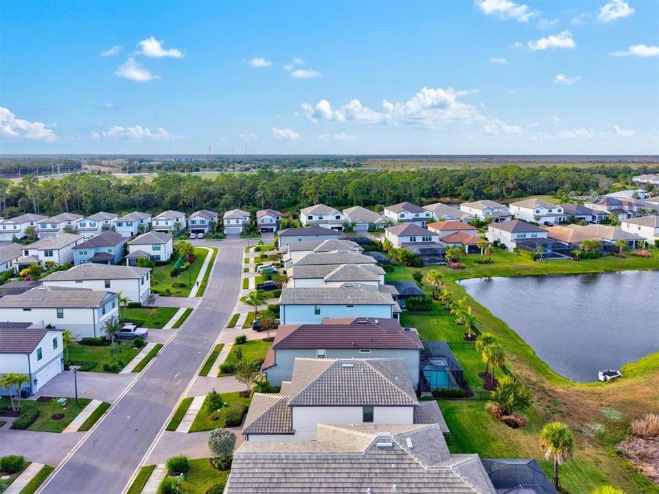 For Rent: $3,985 (4 beds, 3 baths, 2208 Square Feet)