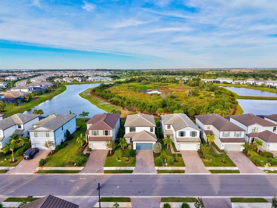 For Rent: $3,985 (4 beds, 3 baths, 2208 Square Feet)